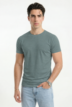 Cloud Cotton® MuscleFit Trellis Green — Modelo de frente